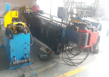 Macchina piegatubi fredda idraulica 195º della lamina di metallo di approvazione di iso per i tubi di caldaia