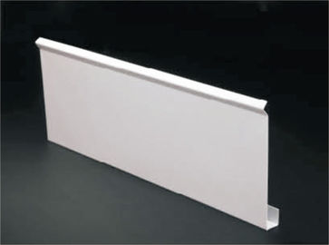 J d'arricciatura ha modellato il soffitto lineare di galleggiamento alimentabile piastrella il soffitto sospeso di alluminio su ordinazione della striscia di metallo