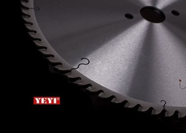 Il taglio di alluminio del CTT circolare che le lame per sega 190mm 200mm 210mm per portatile hanno visto