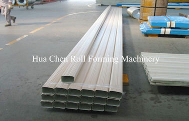 Rotolo della discesa di colata della lamiera di acciaio di colore di CNC che forma macchina con il rullo dell'acciaio No45
